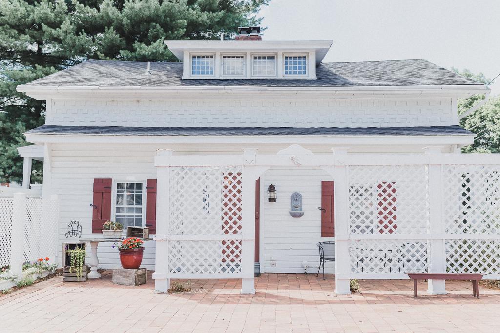 1777 Americana Inn & Lancaster Brewery 埃夫拉塔 客房 照片